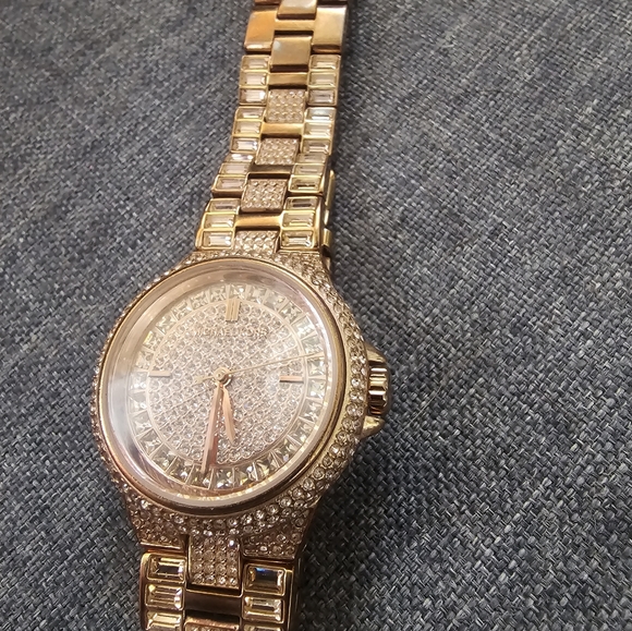 Micheal Kors Crystal Watch - Picture 3 of 6